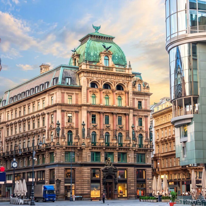 The Golden U in Vienna