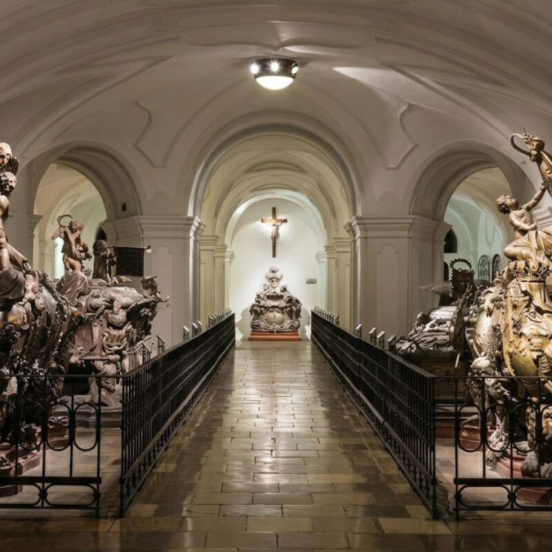 Capuchin Church & Imperial Crypt (Kapuzinerkirche & Kaisergruft)